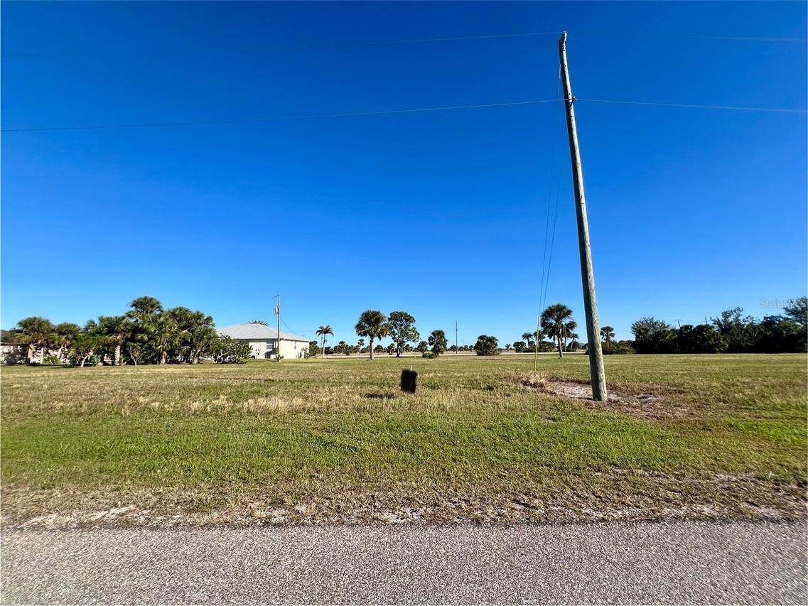 17 Brig Cir., Placida, FL 33946