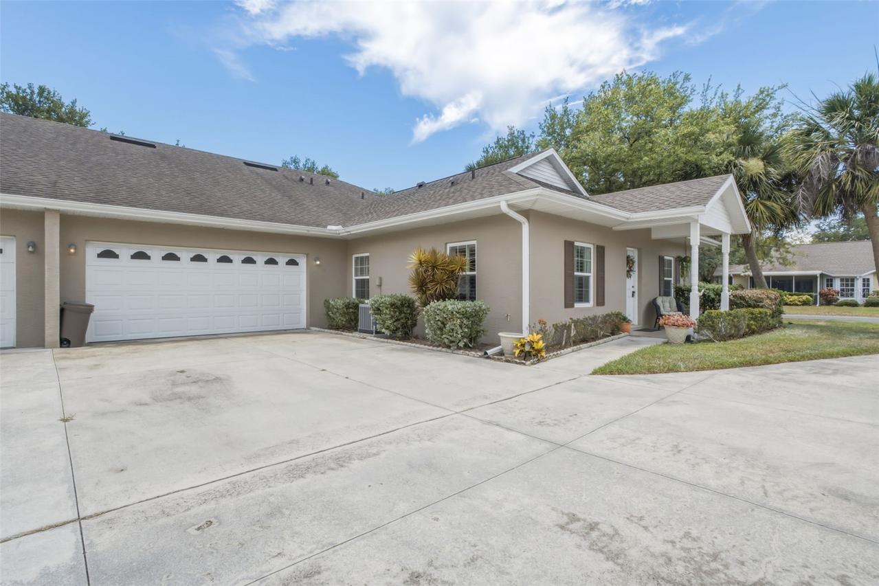 1537 Red Oak Ln., Port Charlotte, FL 33948