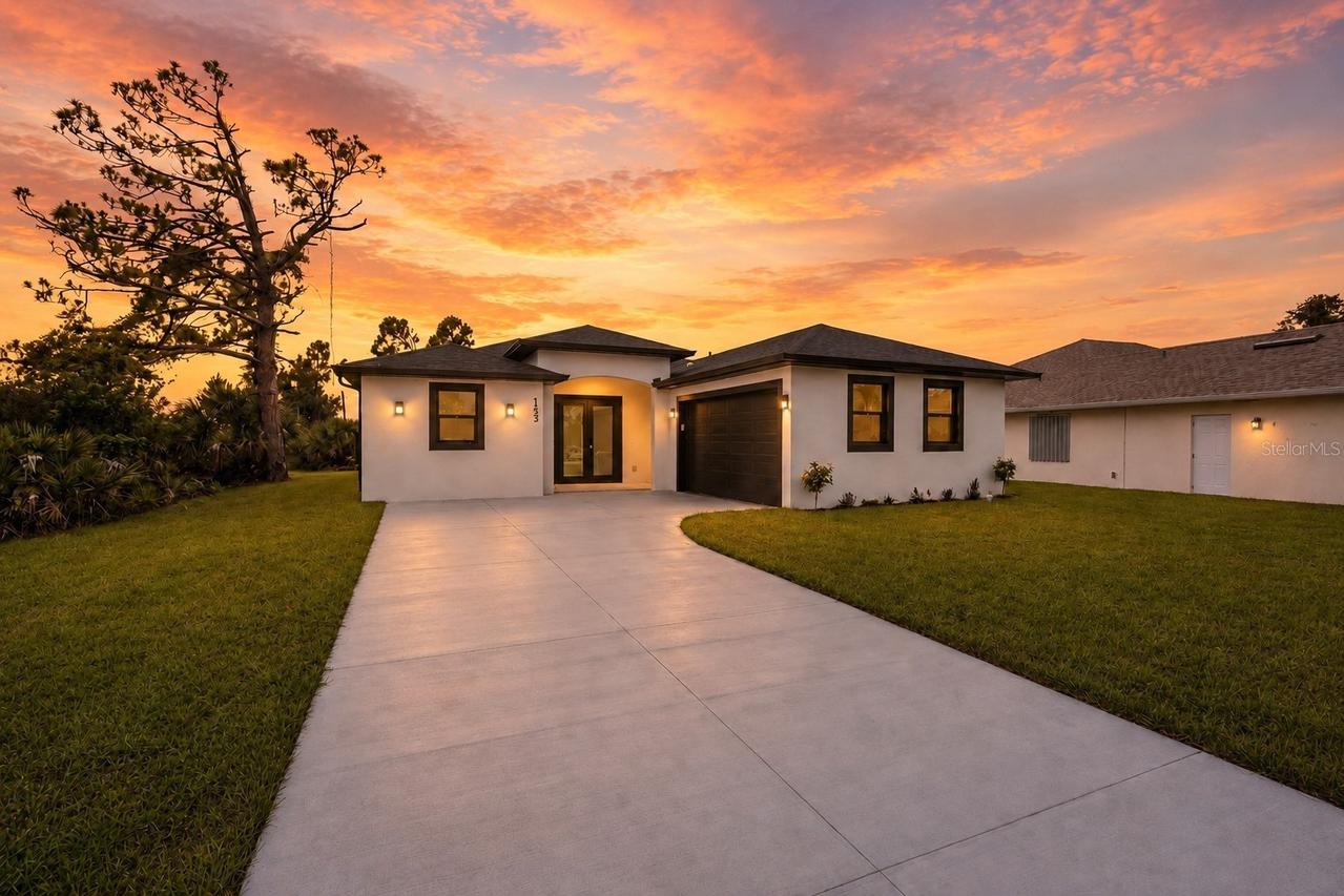 153 Australian Dr., Rotonda West, FL 33947