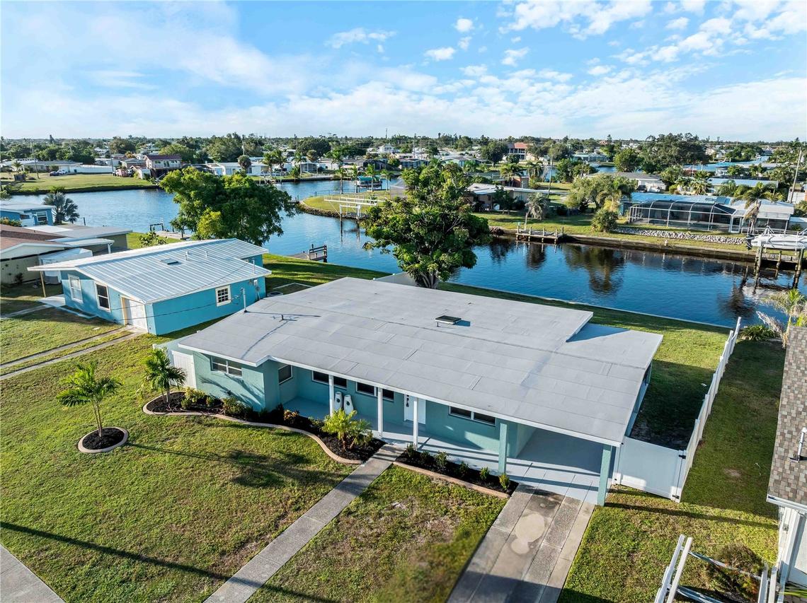 581 Lindley Ter., Port Charlotte, FL 33952