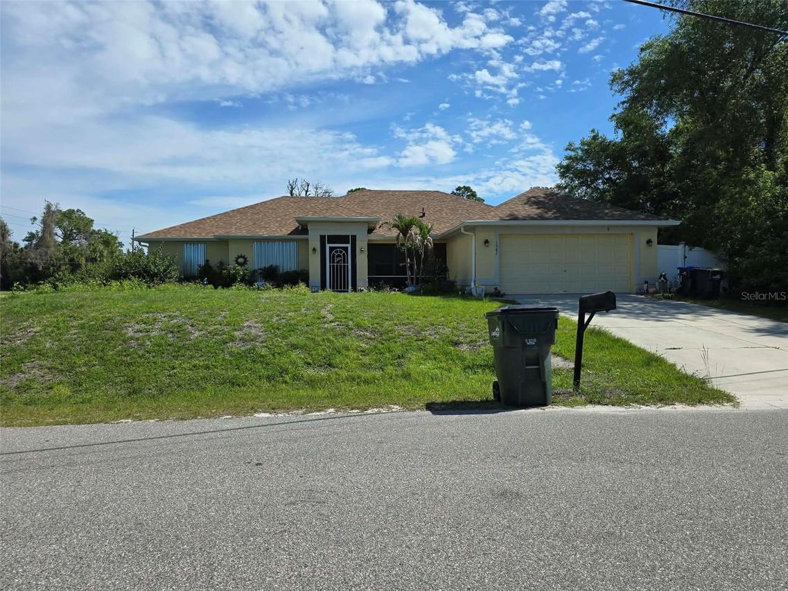 1982 Winslow Ln., North Port, FL 34286