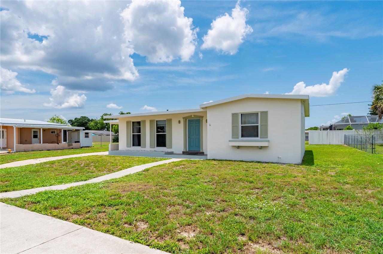 22201 Beverly Ave., Port Charlotte, FL 33952