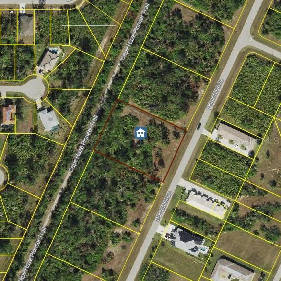 17 Donlon Dr., Rotonda West, FL 33947