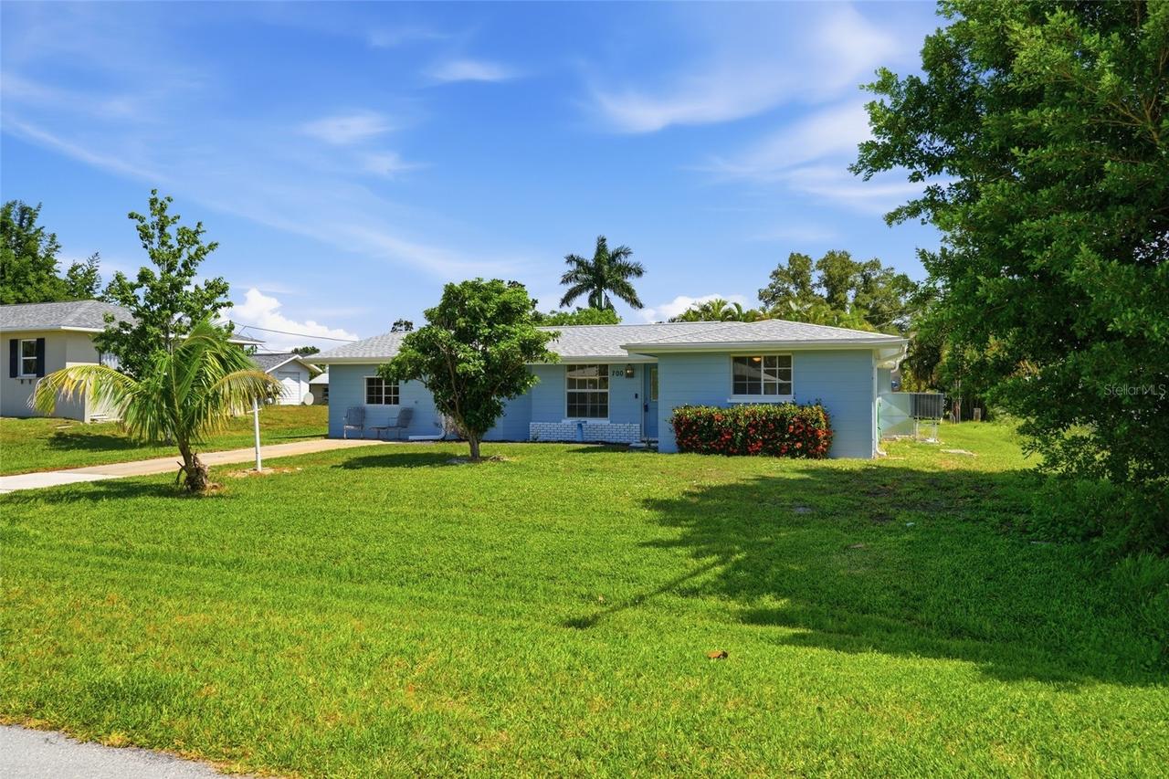 700 Dolphin Pkwy., Punta Gorda, FL 33950