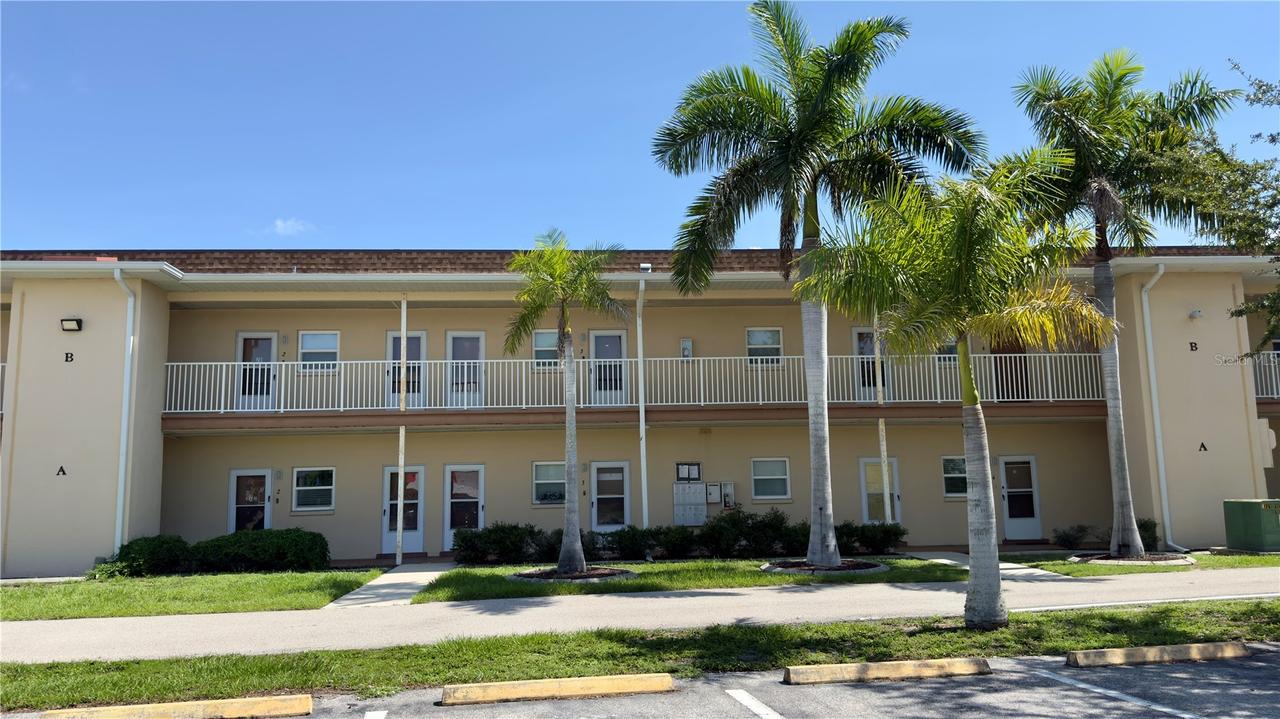 3136 Harbor Blvd. #2A, Port Charlotte, FL 33952