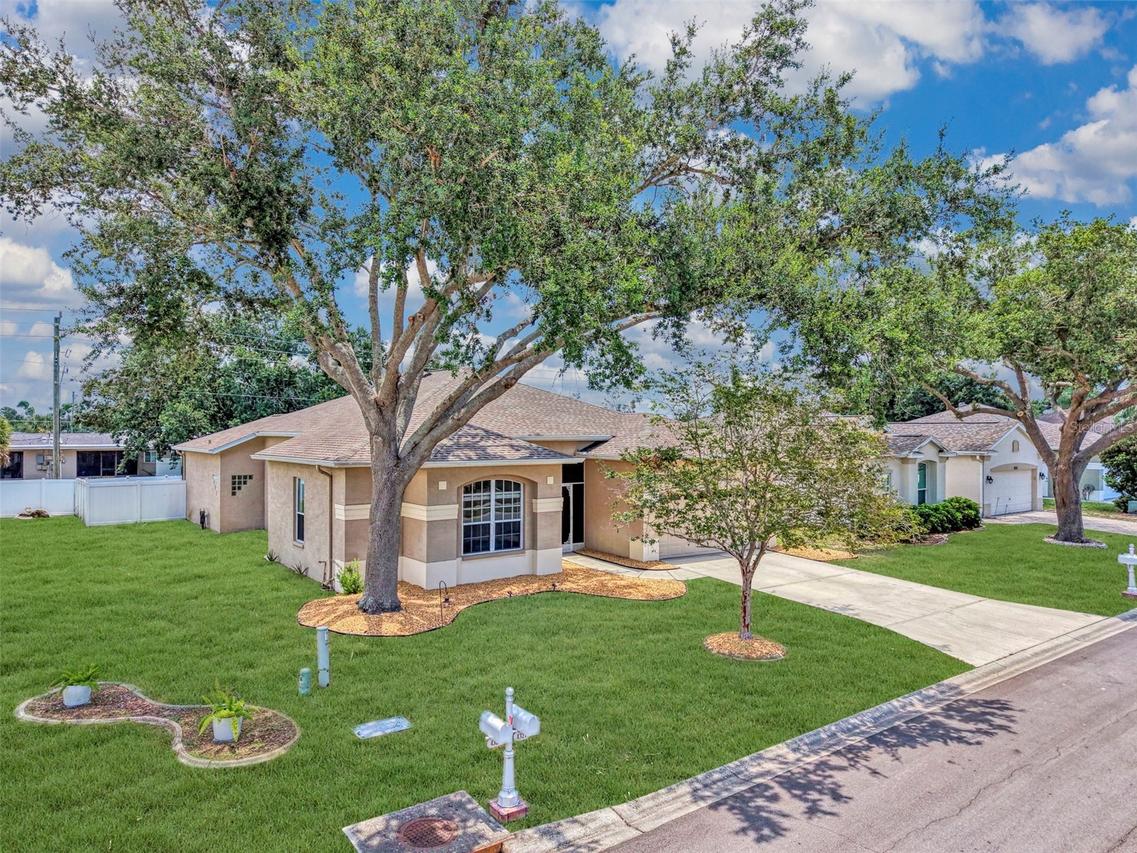 4327 Manfield Dr., Venice, FL 34293