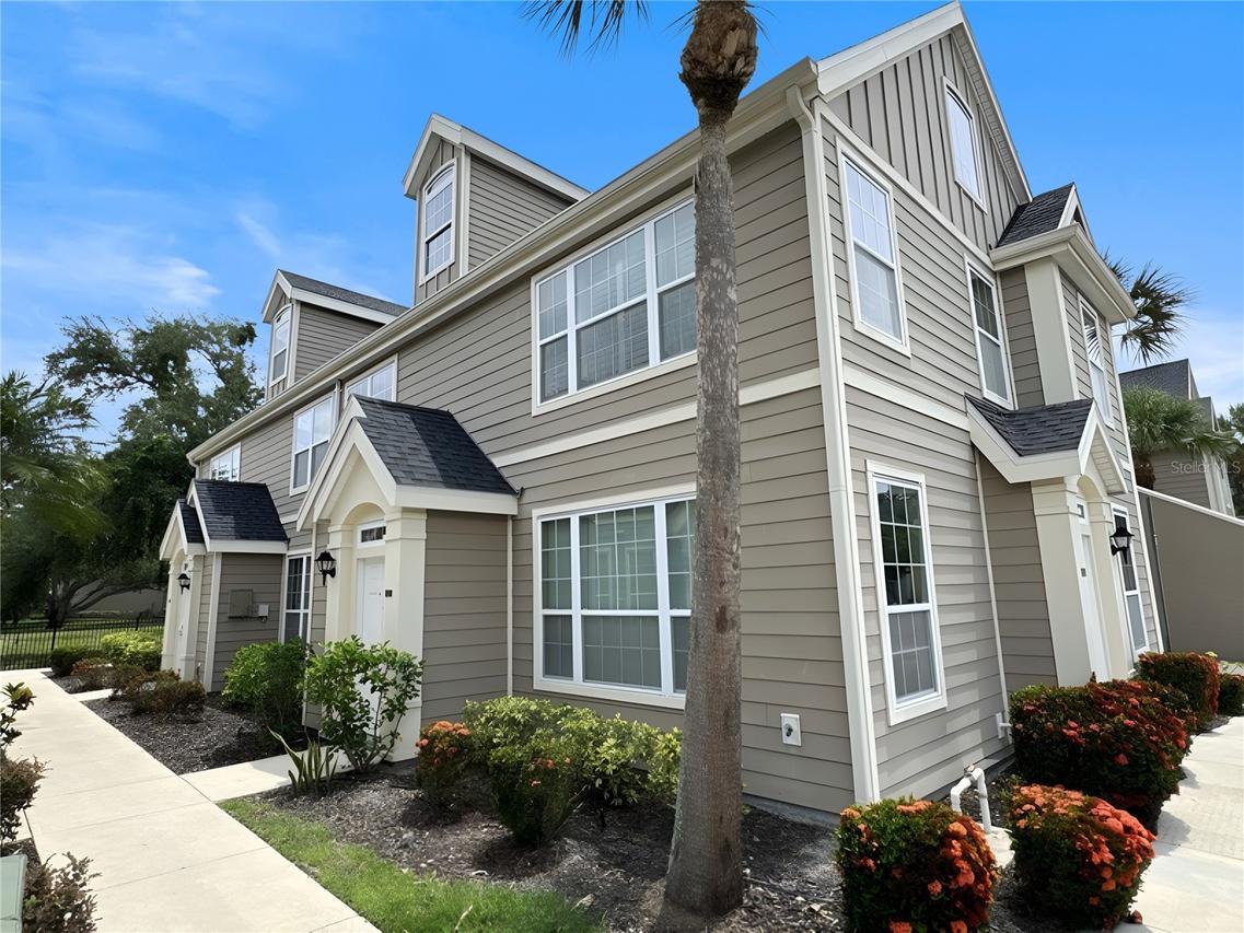 5531 Rosehill Rd. #201, Sarasota, FL 34233
