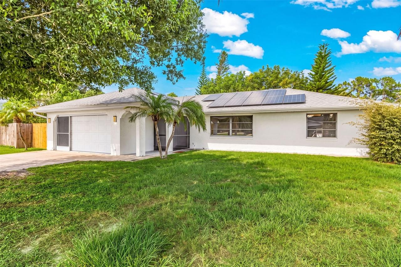 1128 Inverness St., Port Charlotte, FL 33952