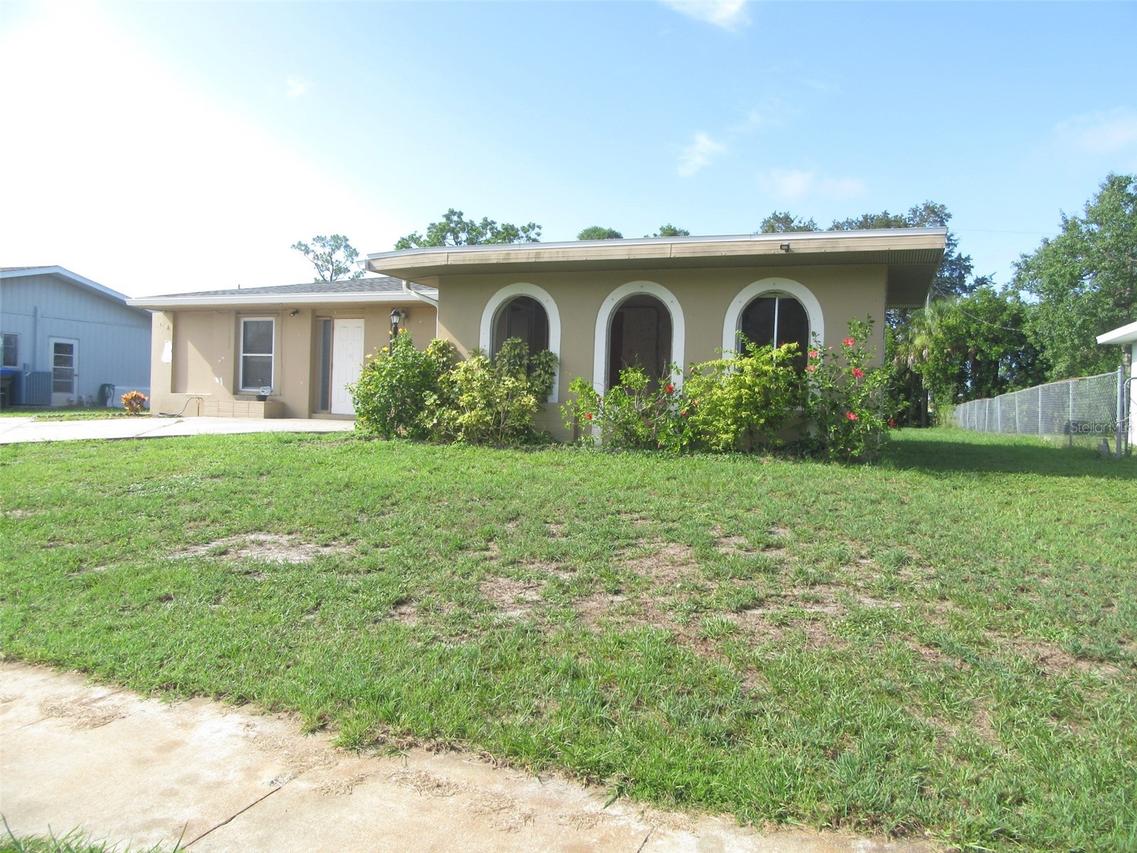 13864 Tamiami Tr., North Port, FL 34287