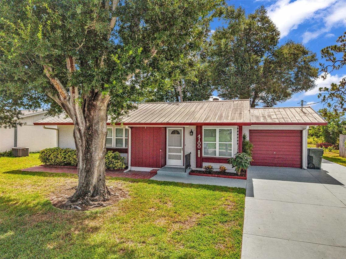 4100 Grobe St., North Port, FL 34287