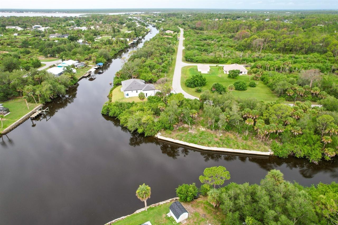515 Ramblewood St., Port Charlotte, FL 33953