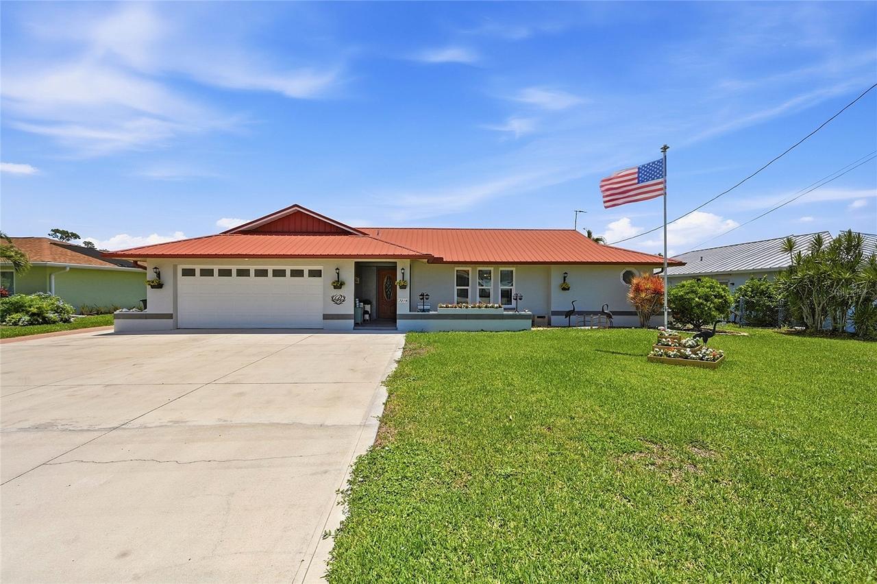 7219 Reymoor Dr., North Fort Myers, FL 33917