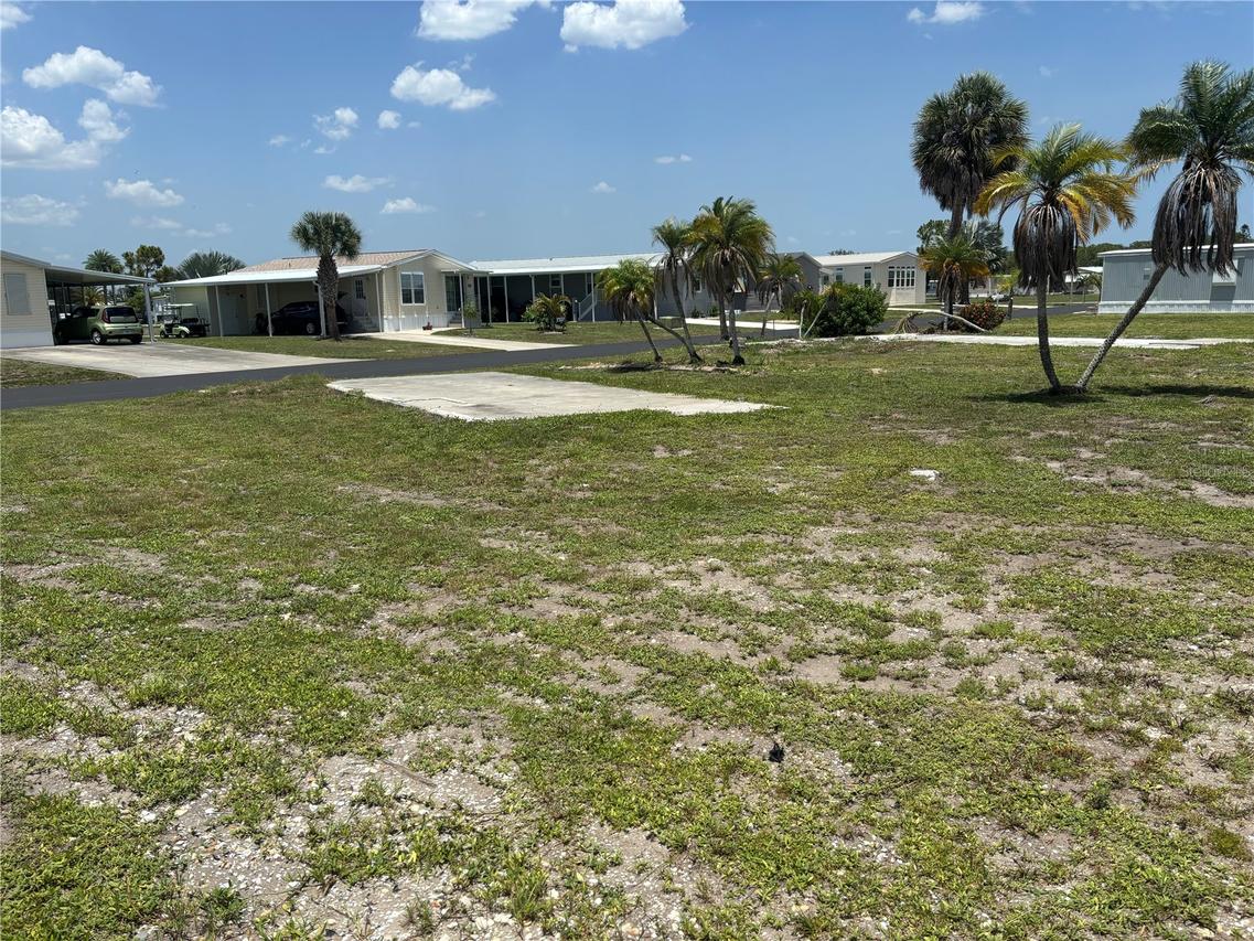 7471 Danvers Cir., Port Charlotte, FL 33981