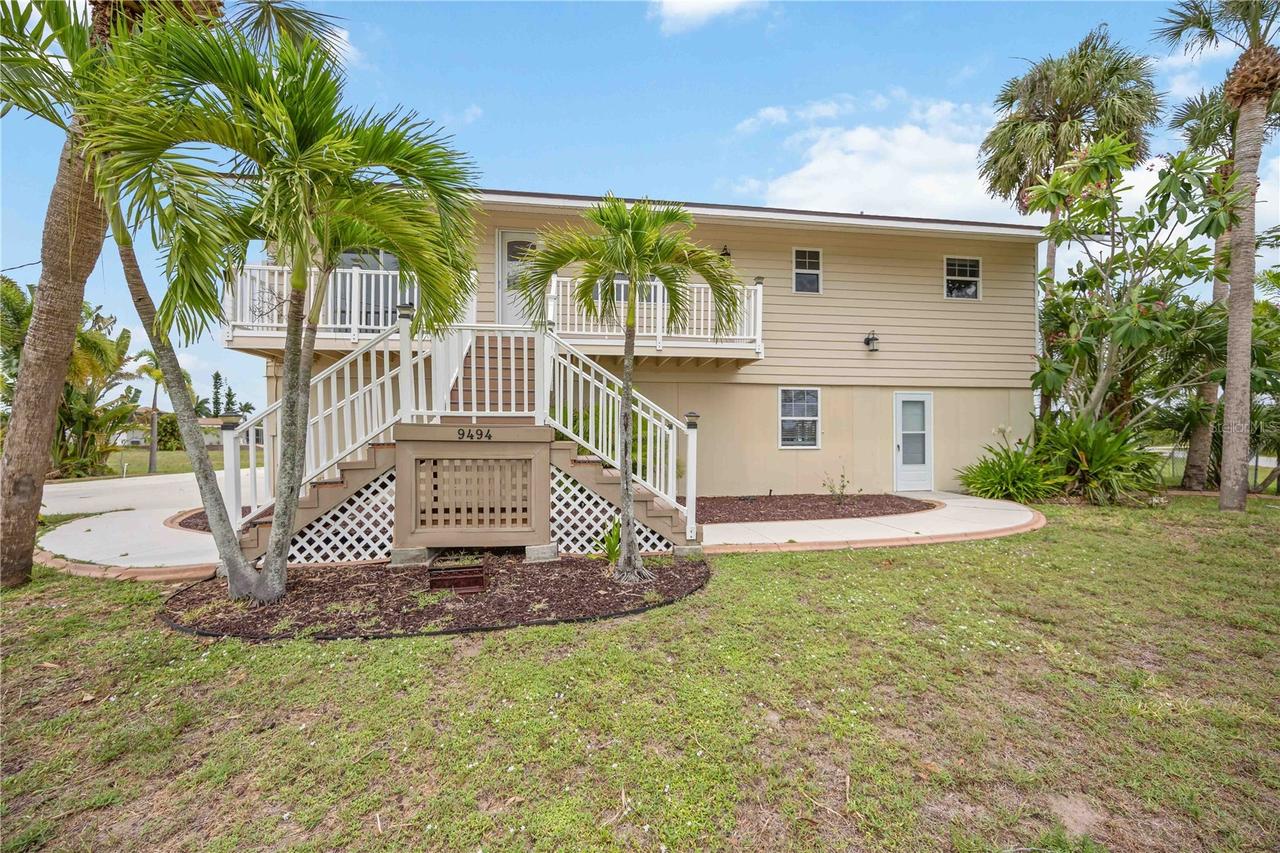 9494 Rosebud Cir., Port Charlotte, FL 33981