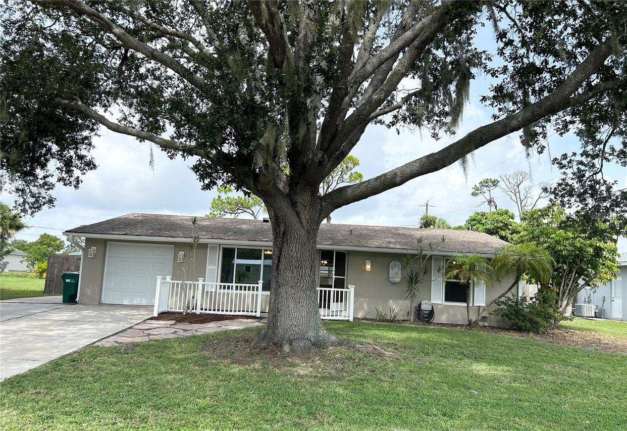 4485 Costello St., Port Charlotte, FL 33948