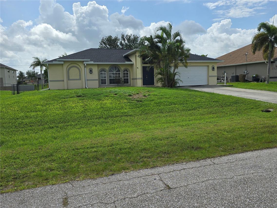 219 NW 25th Pl., Cape Coral, FL 33993