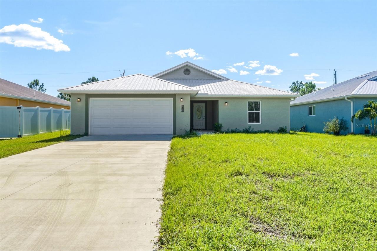 12263 Cartouche Ave., Punta Gorda, FL 33955