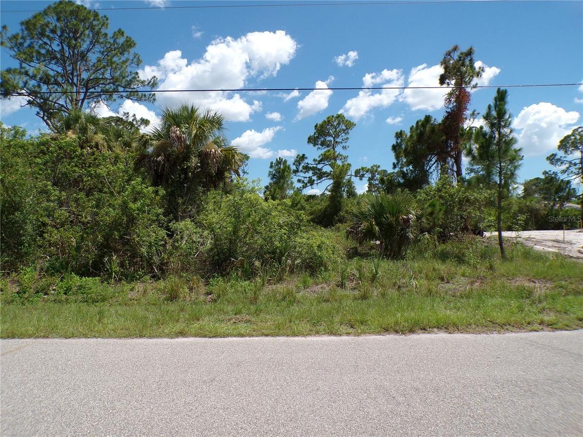 Simonton Ave., North Port, FL 34286