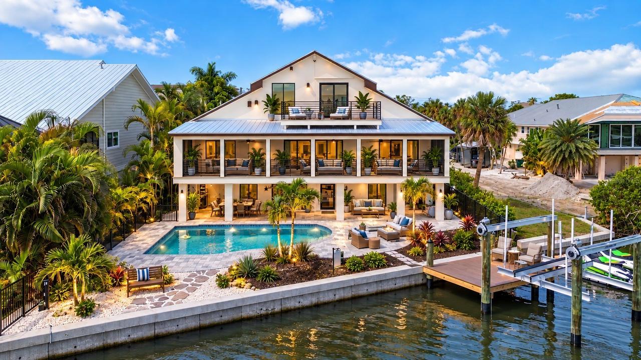 2795 N Beach Rd. #B, Englewood, FL 34223