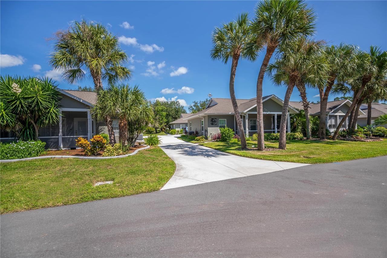 1253 Red Oak Ln., Port Charlotte, FL 33948