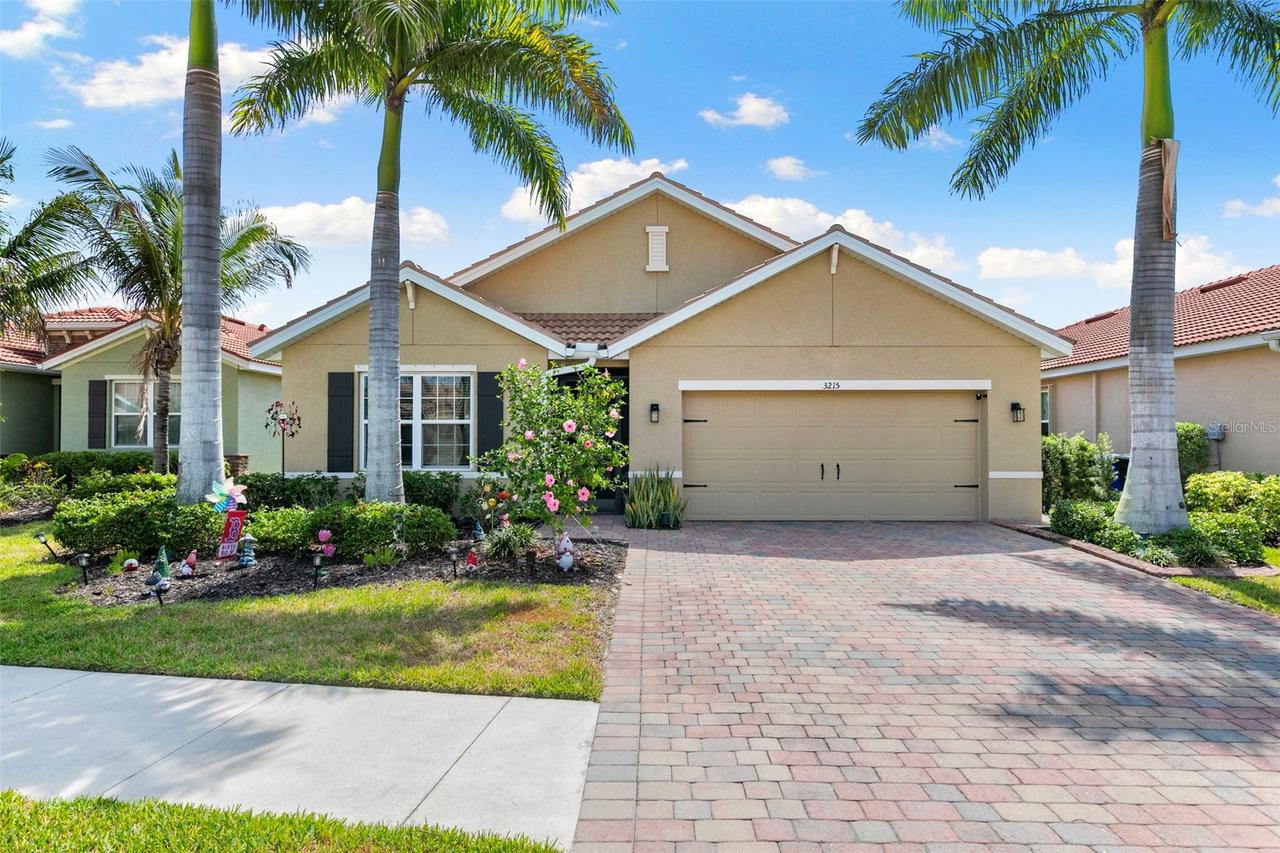 3215 Birchin Ln., Fort Myers, FL 33916