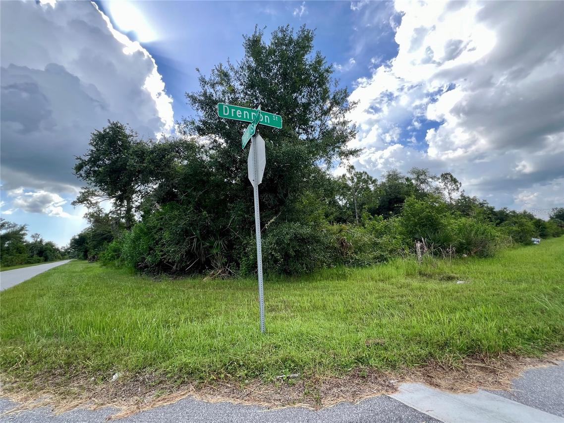 2399 Drennon St., Port Charlotte, FL 33953