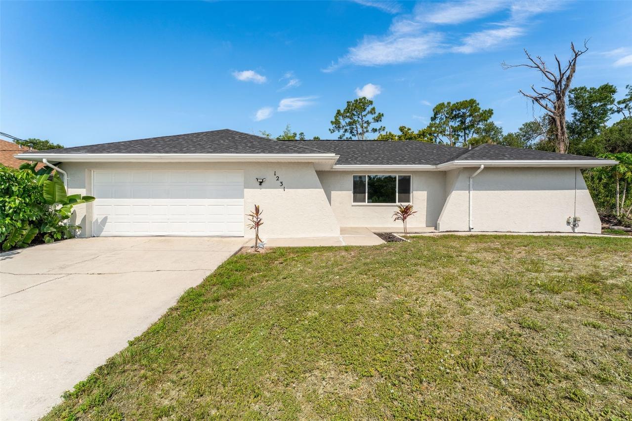 1231 Beacon Dr., Port Charlotte, FL 33952