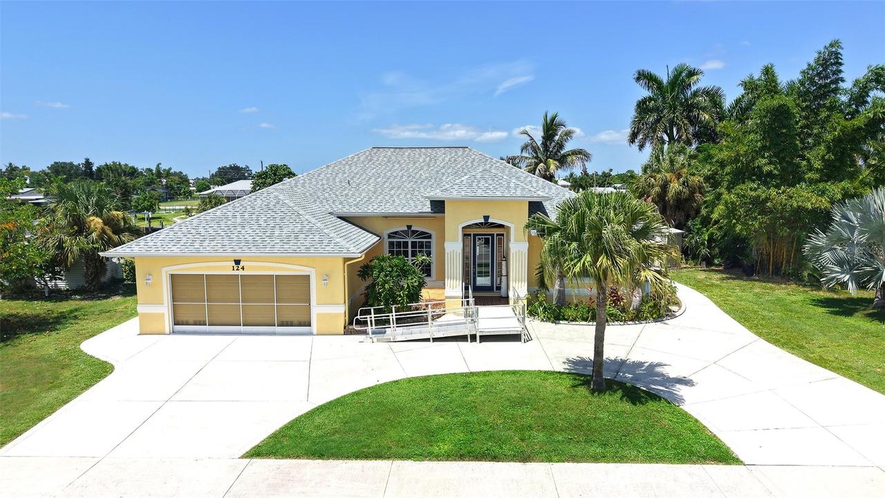 124 Roselle Ct., Port Charlotte, FL 33952