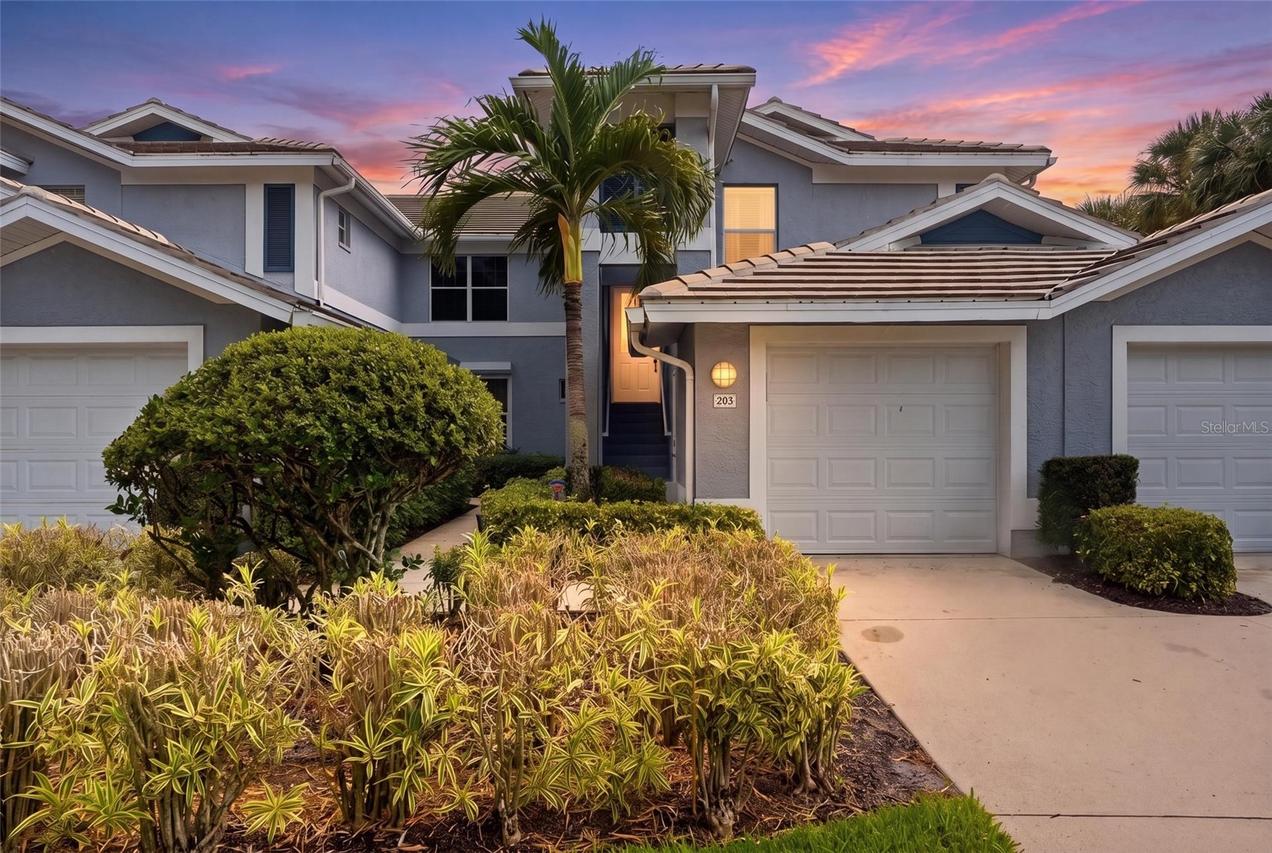 710 Tarpon Cove Dr. #203, Naples, FL 34110