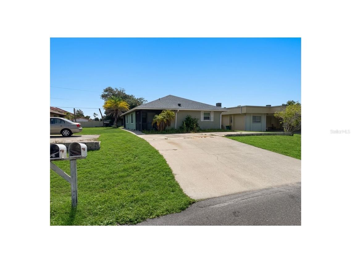 1685 Shadow Ln., Englewood, FL 34224