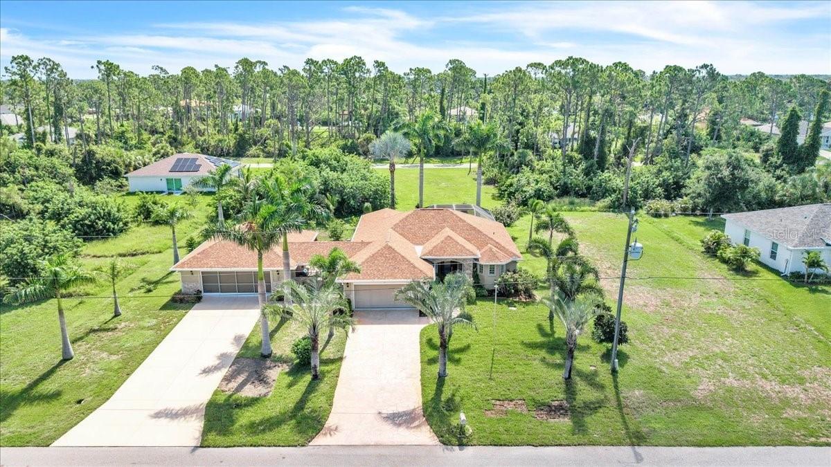 142 Australian Dr., Rotonda West, FL 33947