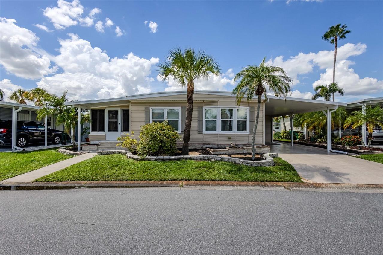 2100 Kings Hwy. #305, Port Charlotte, FL 33980