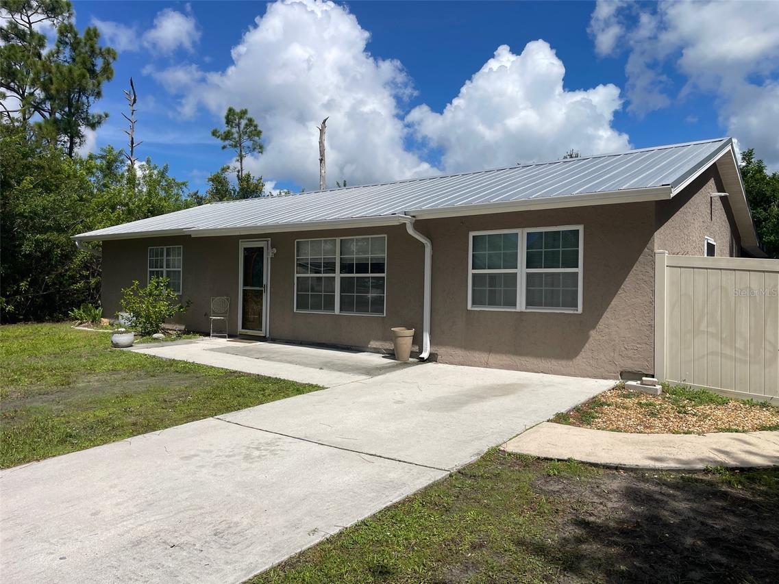 23320 Van Buren Ave., Port Charlotte, FL 33980