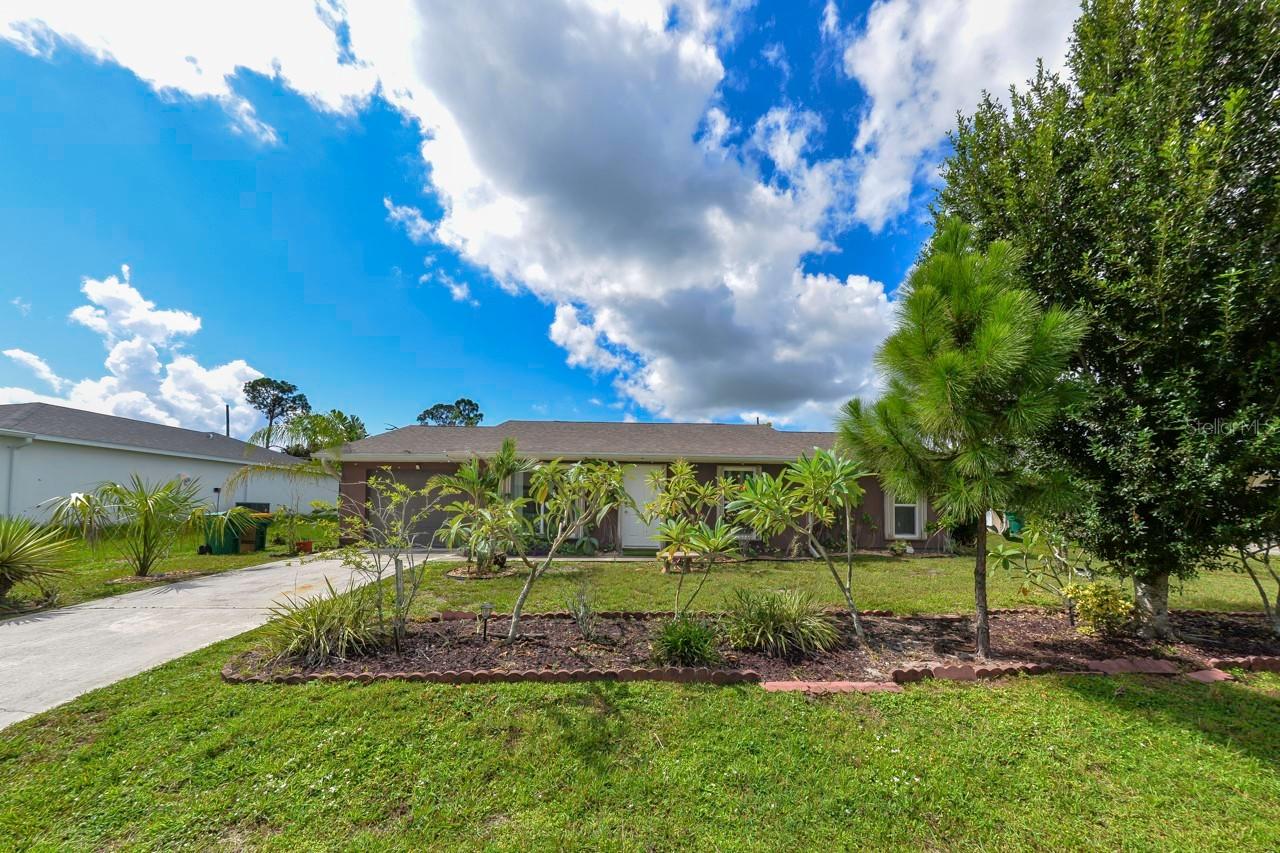 2678 Rock Creek Dr., Port Charlotte, FL 33948