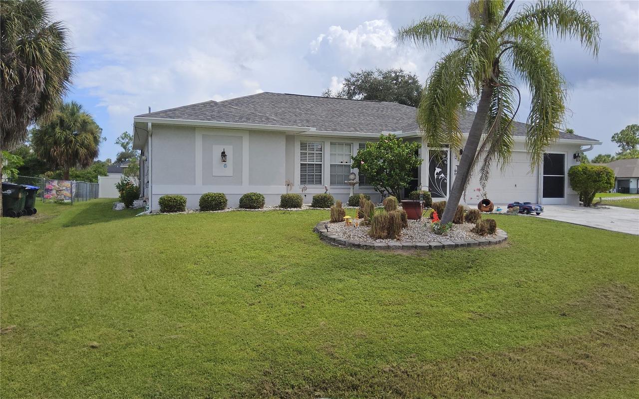 2522 Nanette Ln., North Port, FL 34286