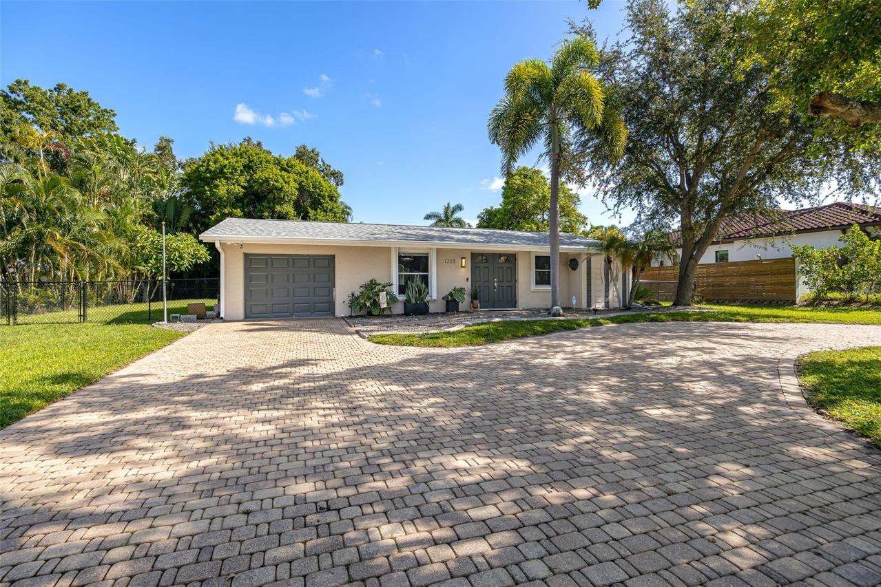 1223 Biltmore Dr., Fort Myers, FL 33901