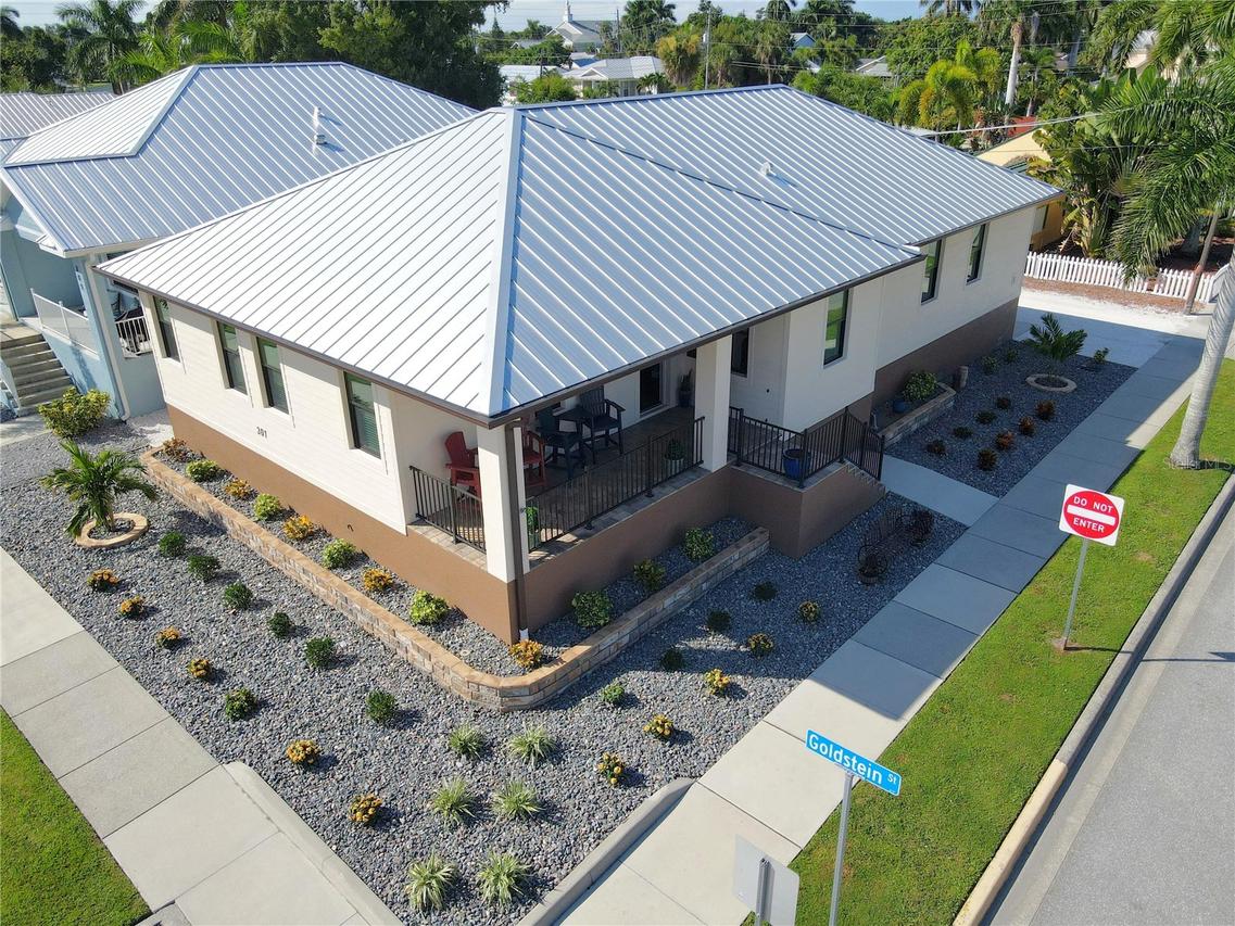 301 Goldstein St., Punta Gorda, FL 33950