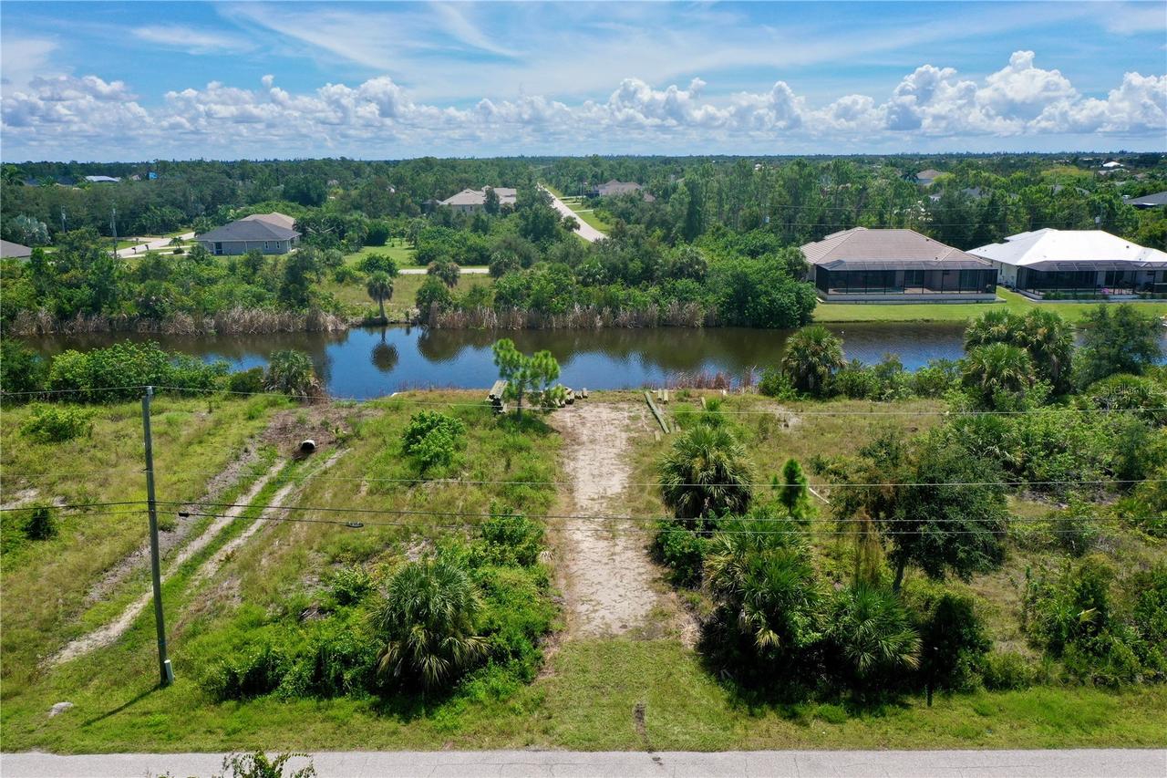 8528 Santa Cruz Dr., Port Charlotte, FL 33981