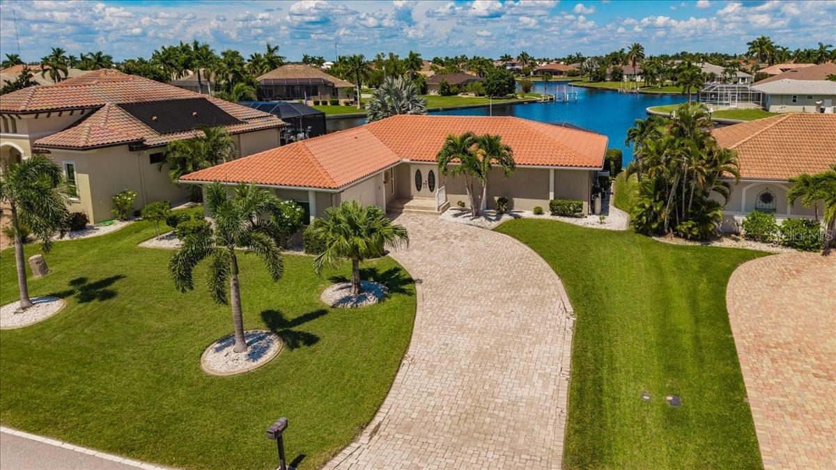 596 Macedonia Dr., Punta Gorda, FL 33950