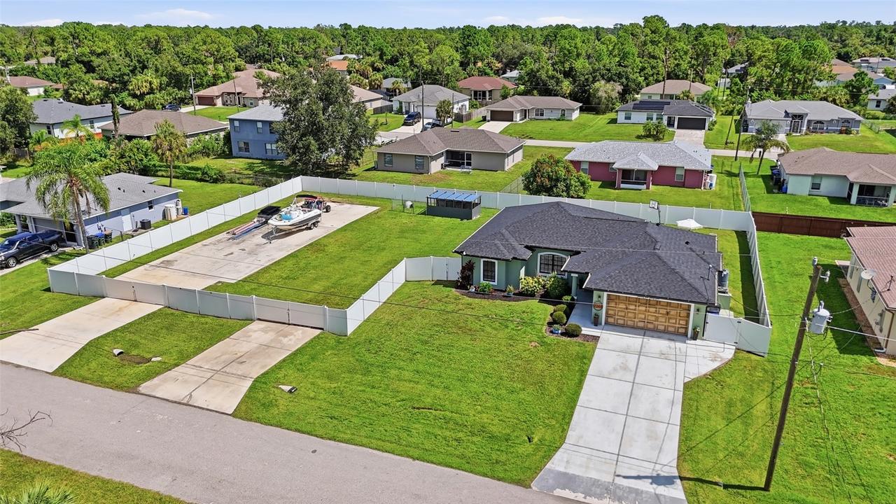 2244 Penguin Ln., North Port, FL 34286