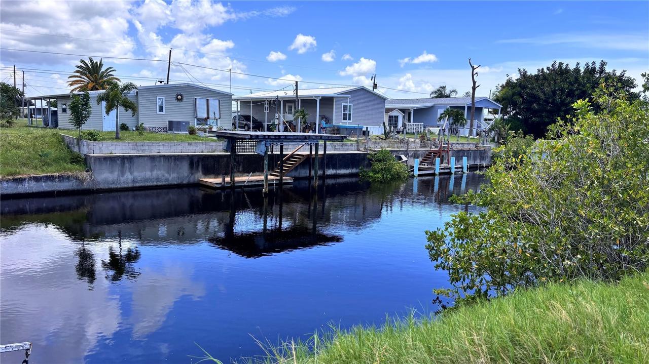 1305 Kingfisher Dr., Englewood, FL 34224