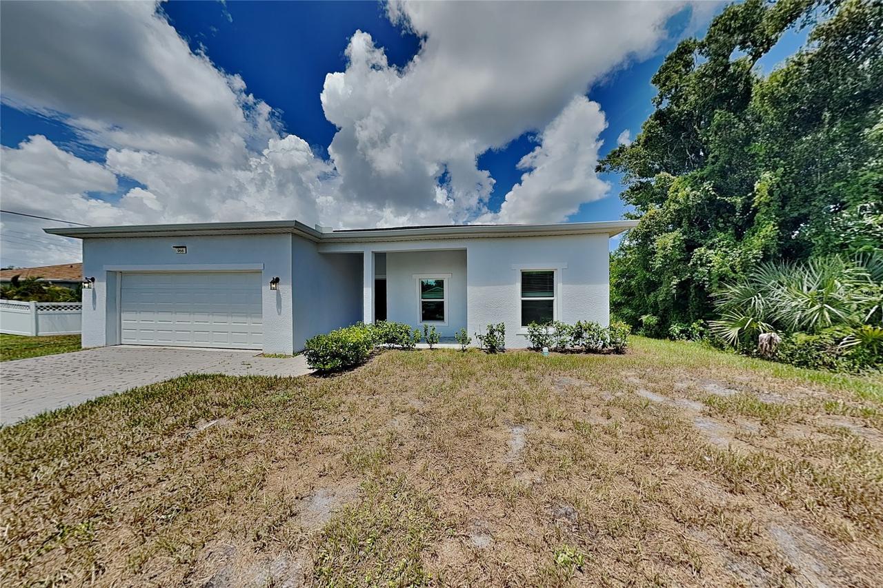 966 Hood Ave., Port Charlotte, FL 33948