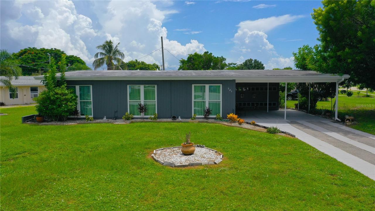 721 Sharon Cir., Port Charlotte, FL 33952
