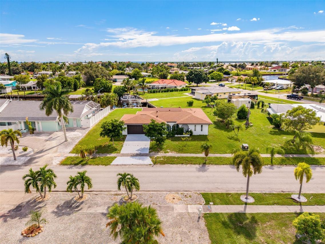 155 Morgan Ln., Port Charlotte, FL 33952