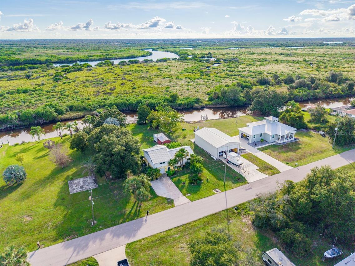 195 Summerset Dr., Punta Gorda, FL 33982