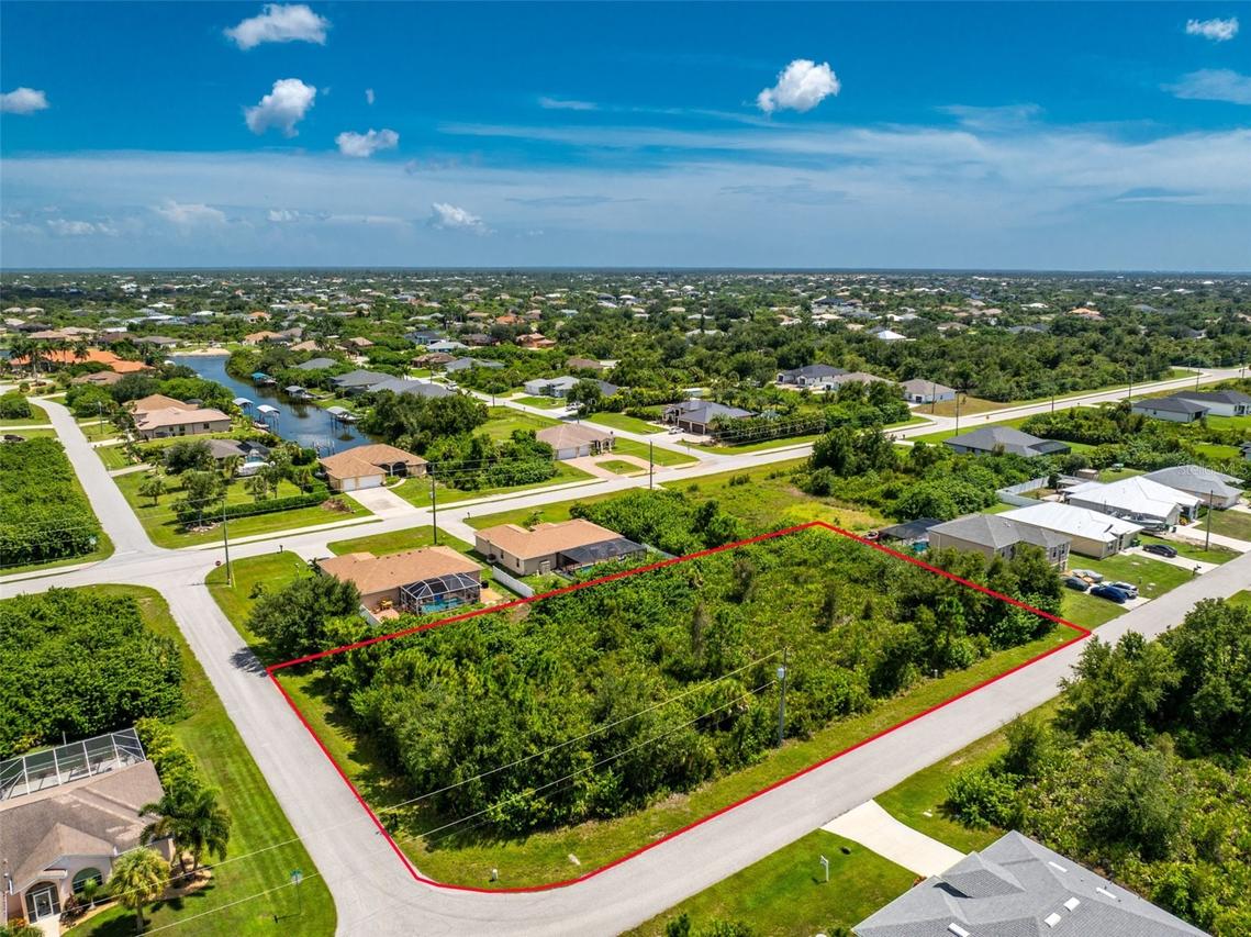 9244 Zorn St., Port Charlotte, FL 33981