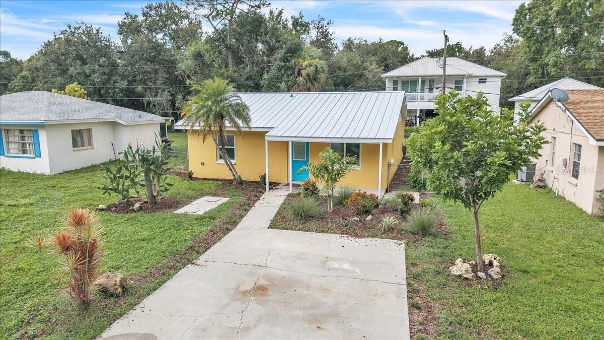 537 Capitol St., North Fort Myers, FL 33903
