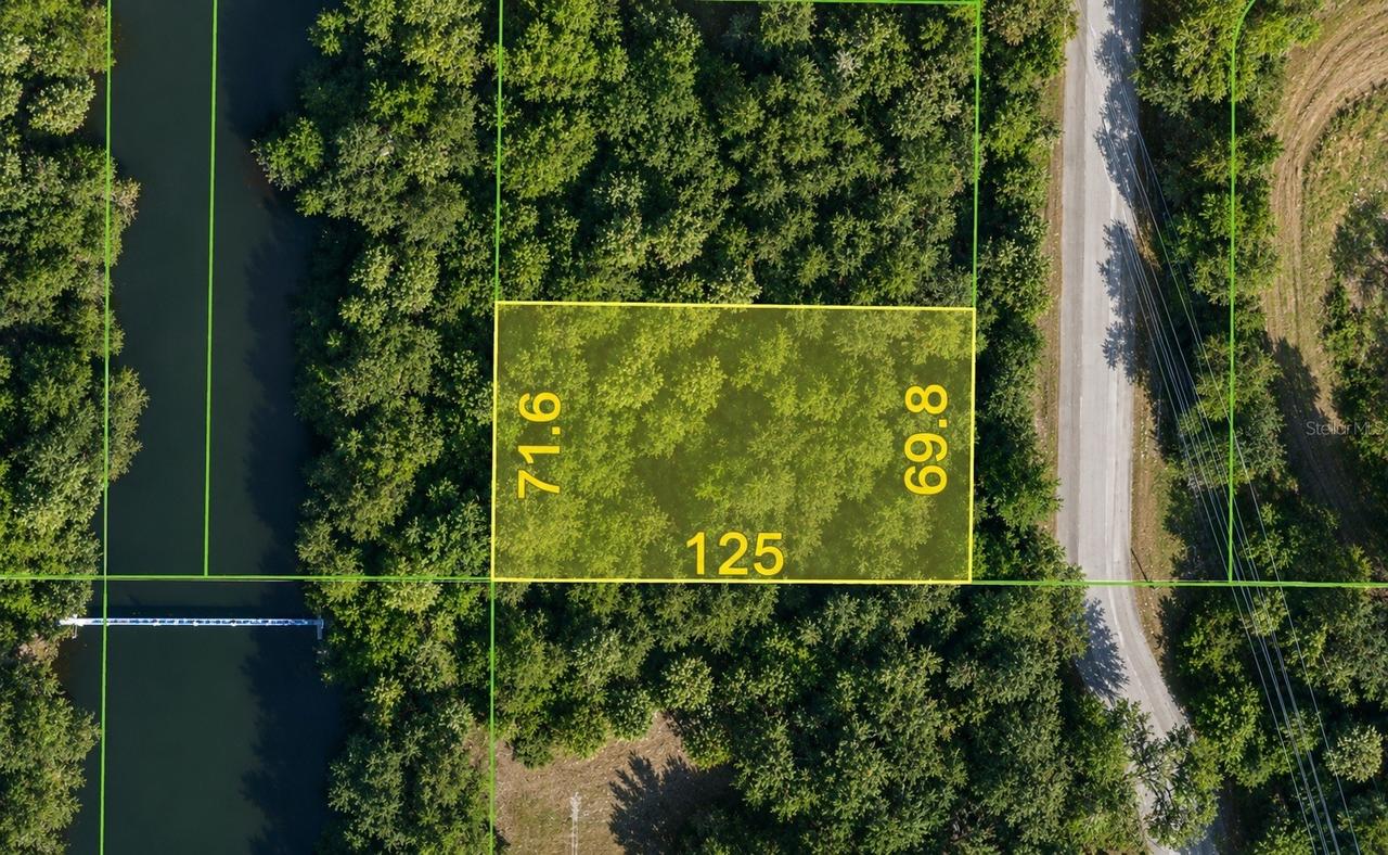 527 Ravenswood Blvd., Port Charlotte, FL 33954