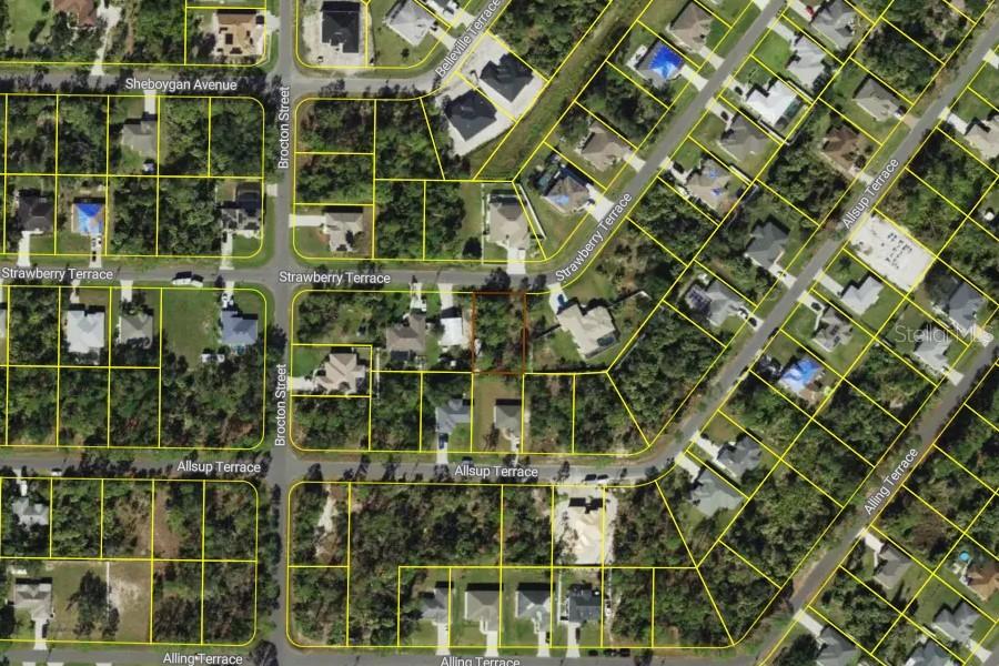Strawberry Ter., North Port, FL 34286