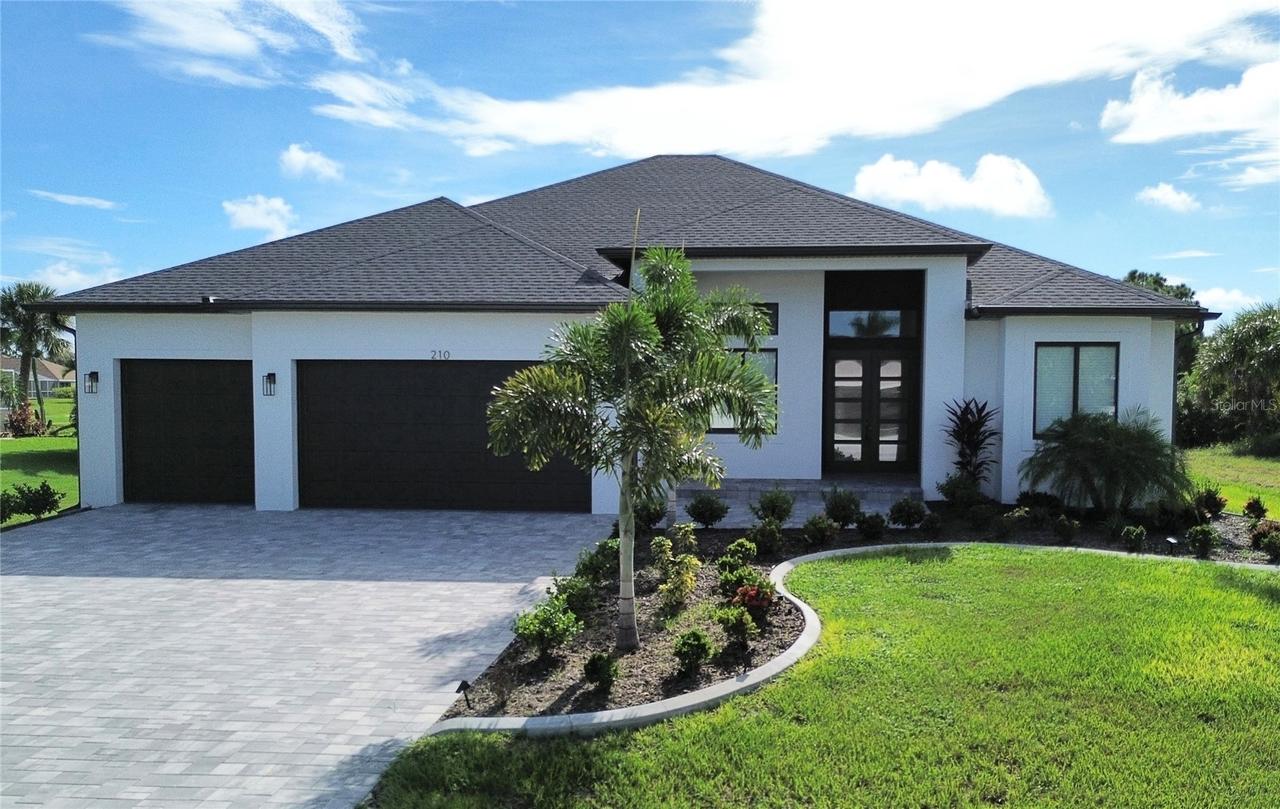 210 Tournament Rd., Rotonda West, FL 33947